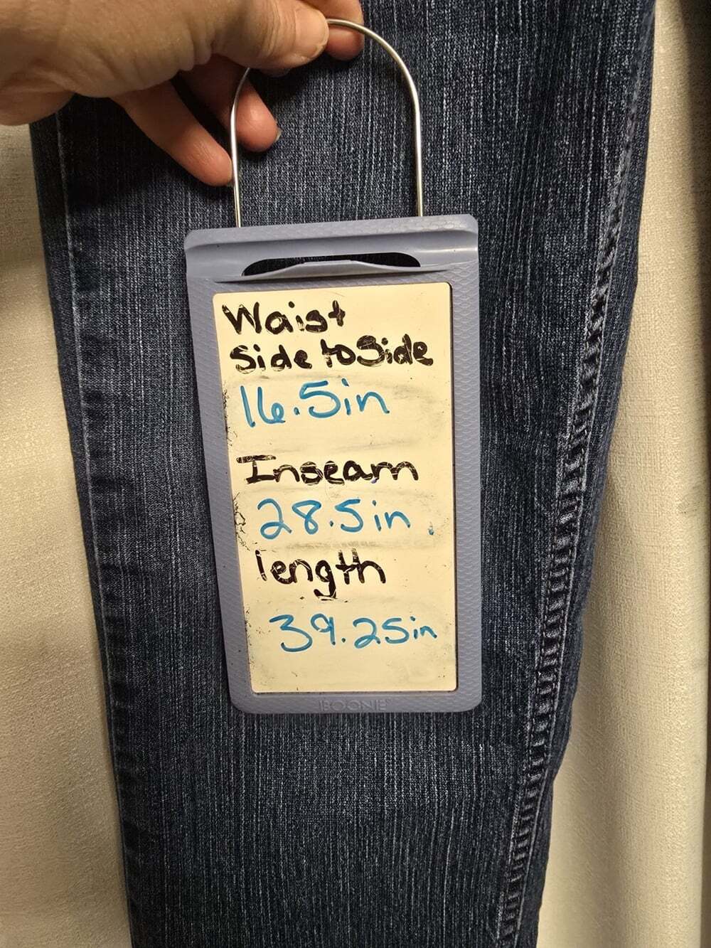 Riders Women's Size 10W Blue Dark Wash Classic Fit Denim Jeans 5-Pocket - Picture 3 of 8